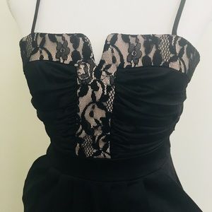 Satin Lace Black Beige Mini Formal Pockets NWOT